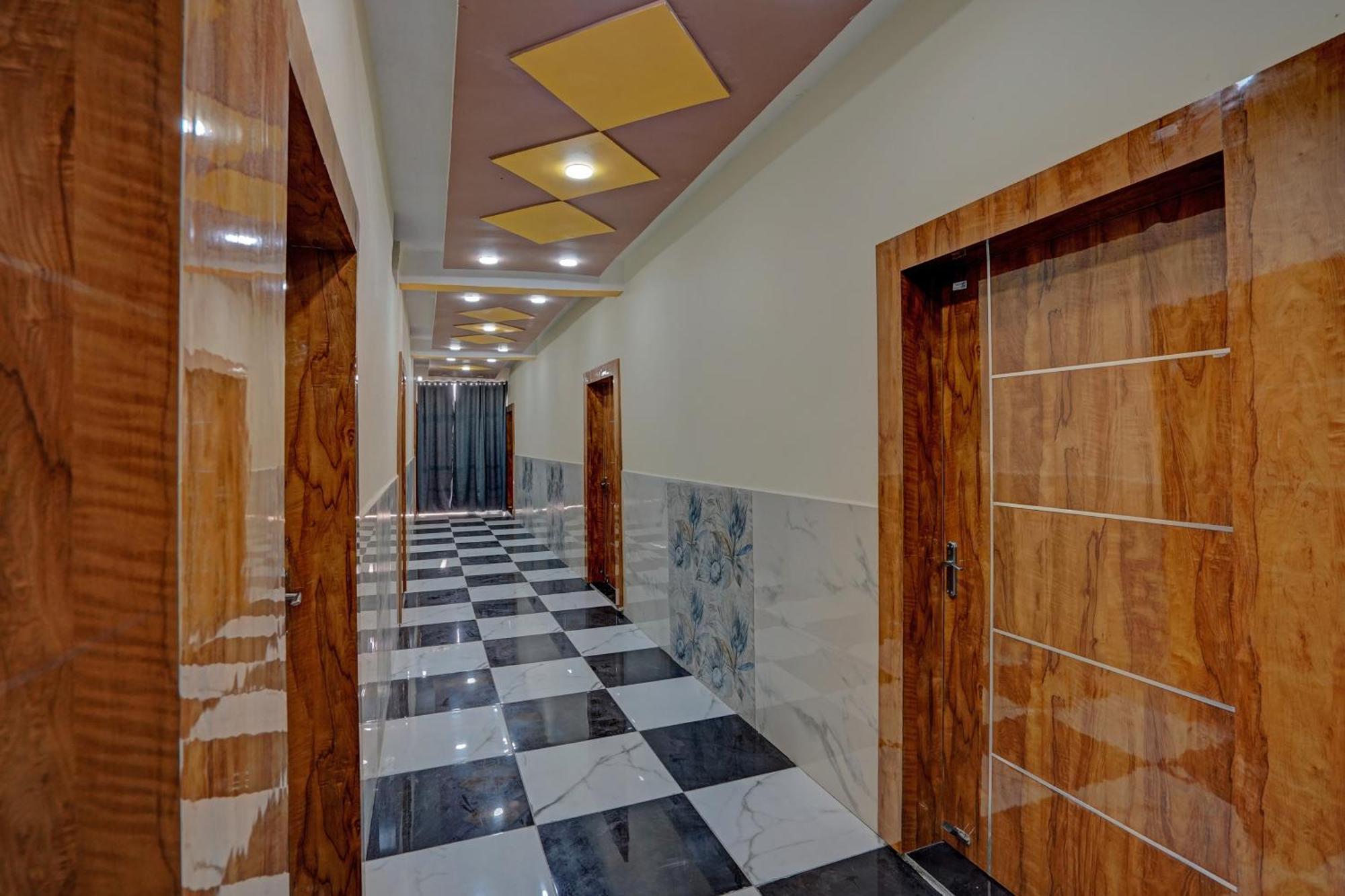 Hotel O Abhinav Hotel 노이다 외부 사진
